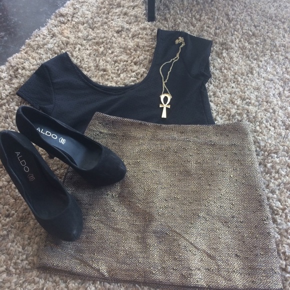 Forever 21 Gold Mini Skirt