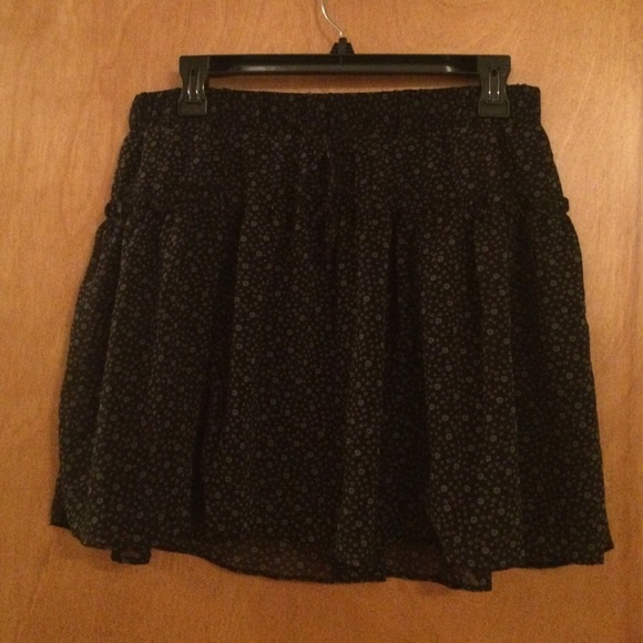 Old Navy flower skirt