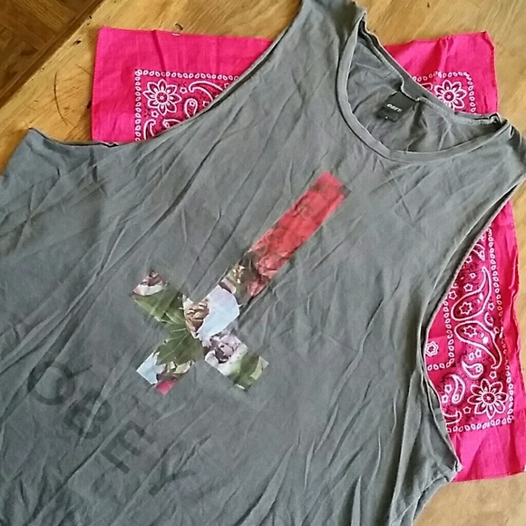 Distressed Obey cutoff tank