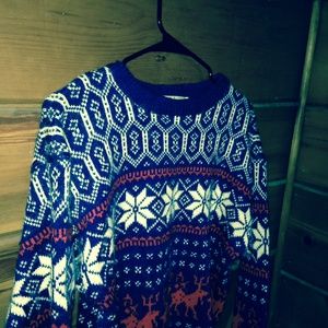 Vintage knit holiday sweater warm + cozy