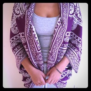 Sweater/shawl
