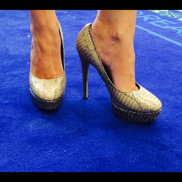 pelle moda pumps