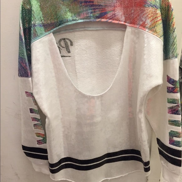 LIMITED EDITION PINK pullover. NWOT - Picture 3 of 3