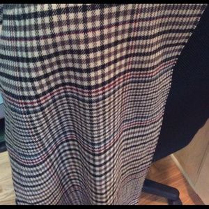 Cashmere feel scarf.