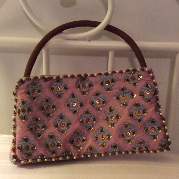 Indian purse - Picture 2 of 3