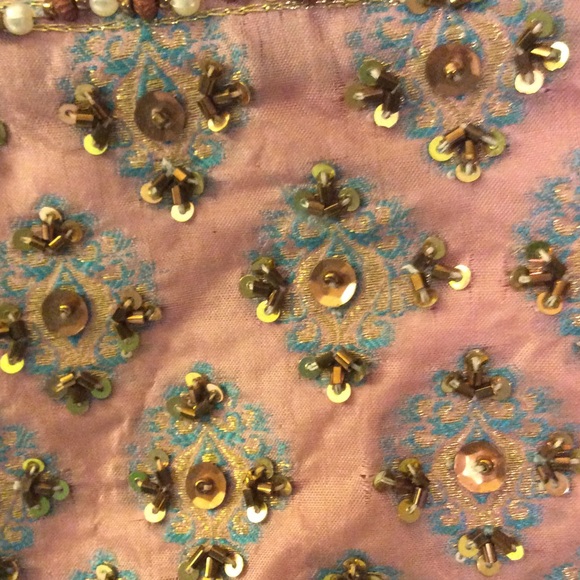 Indian purse - Picture 3 of 3