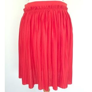 H&M Accordion Pleated Skirt { NWT }