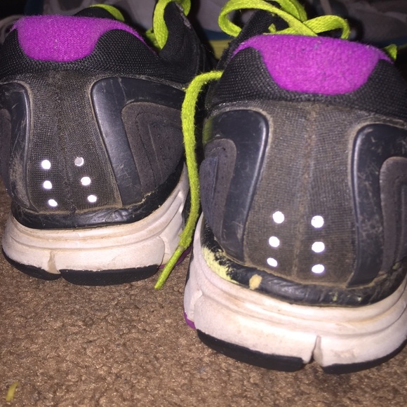 Nike Running Shoes/bundle - Picture 2 of 4