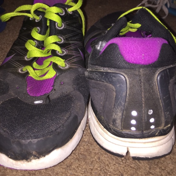 Nike Running Shoes/bundle - Picture 4 of 4