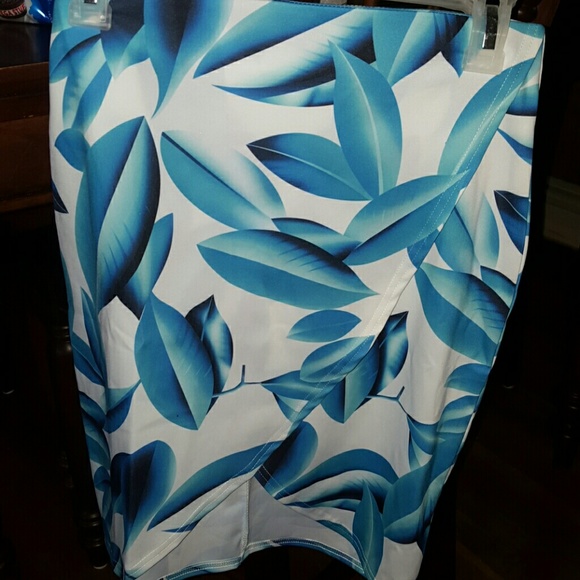 Two piece dress - Picture 3 of 4