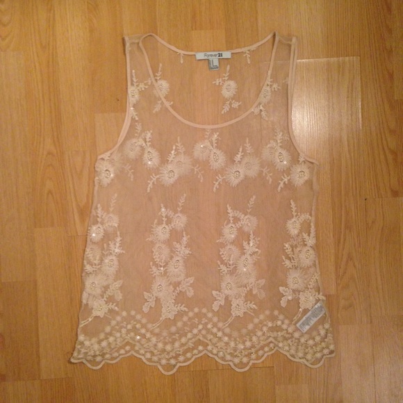 F21 Overlay Top w/ Intricate Detailing