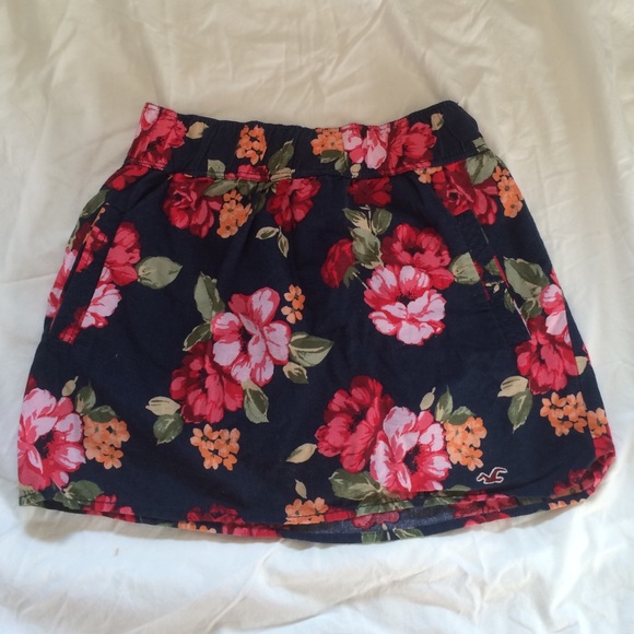 Hollister floral skirt