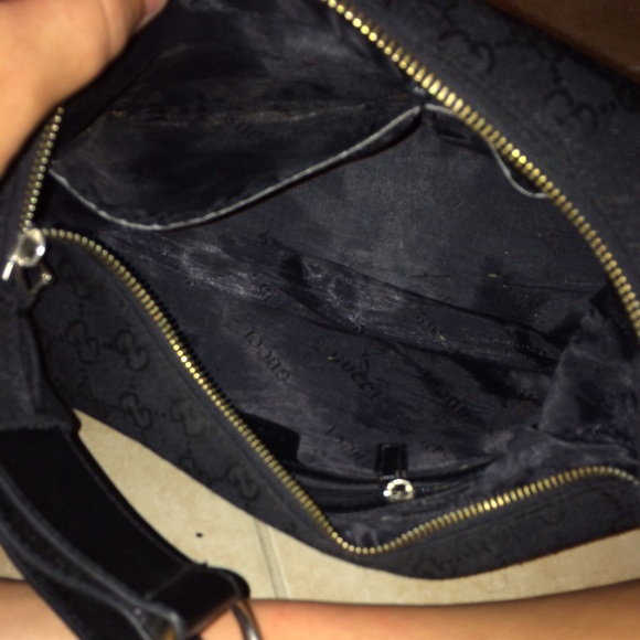 Authentic Gucci Purse - Picture 2 of 4