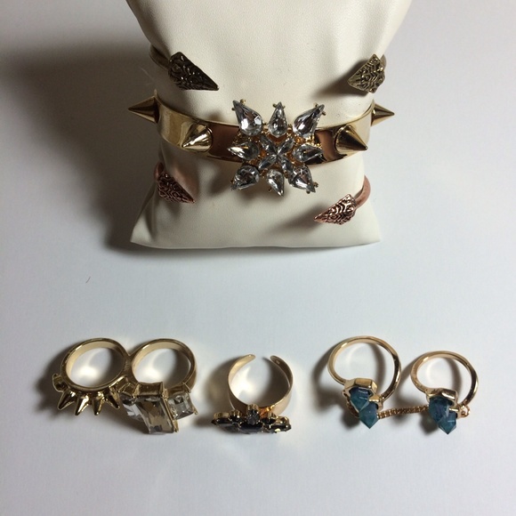 Urban Outfitters Jewelry - Glam Bundle