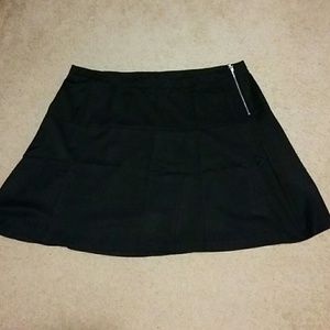 Black knee length skirt 28w