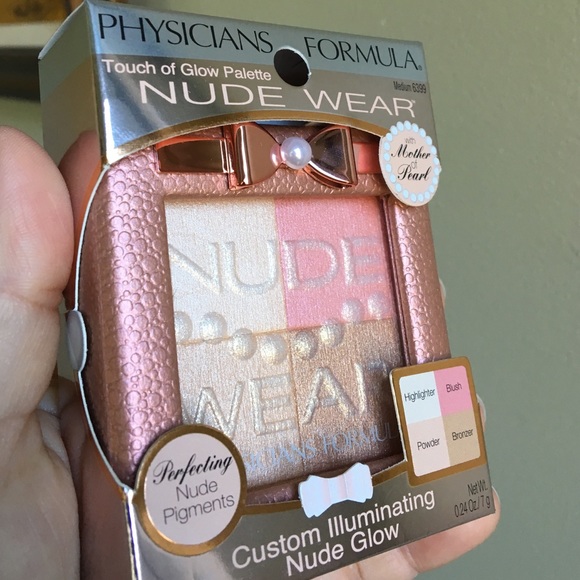 Touch Of Glow Palette Nude Wear