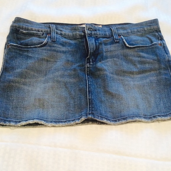 Denim skirt (Junior's Large)