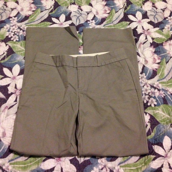 Banana Republic trousers 8 short NWOT never worn