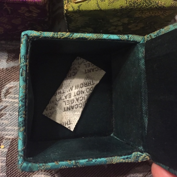 Little boxes - Picture 2 of 2
