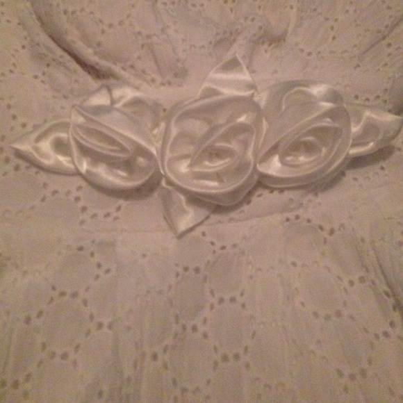 White summery dress - Picture 4 of 4