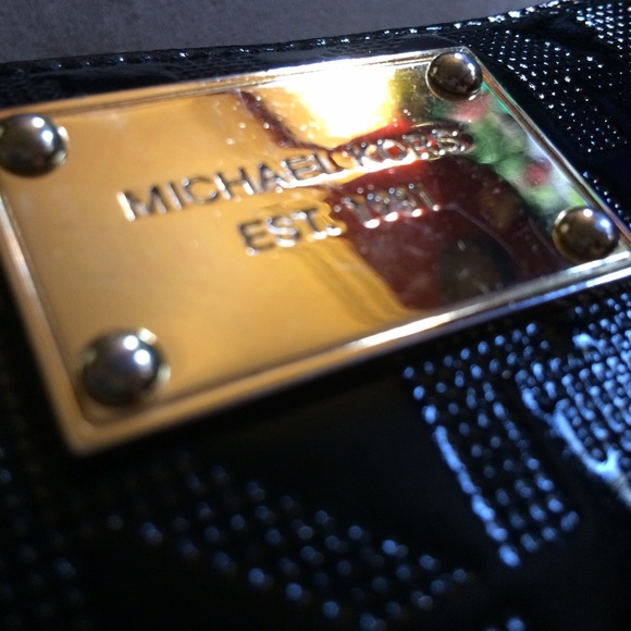 🚫SOLD🚫 Black Michael Kors wallet - Picture 2 of 4