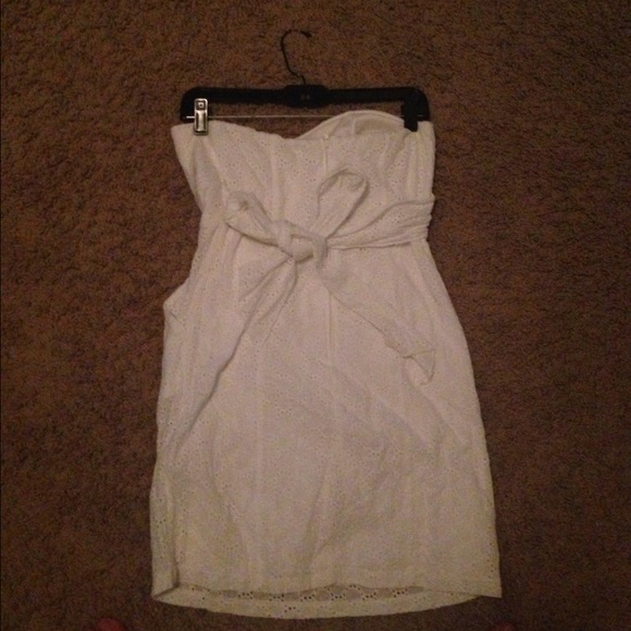 White summery dress - Picture 2 of 3