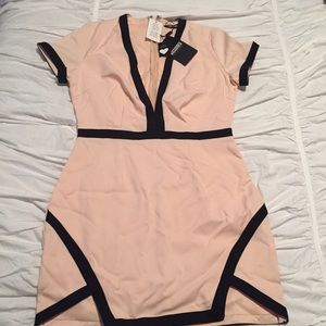 Low Cut Peach & Black Dress US 8 / UK 12