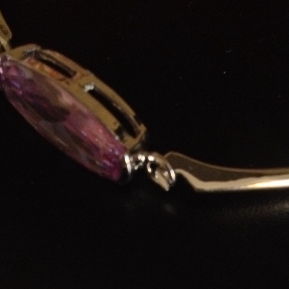 So Chic! Silver and lavender bracelet🌸 - Picture 2 of 2