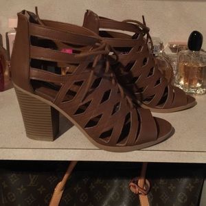 Chestnut forever 21 heels