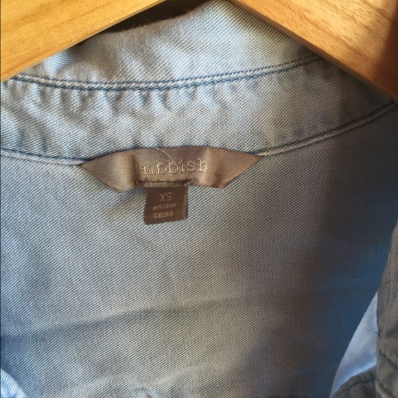 🚫SOLD🚫Rubbish Denim Button Down - Picture 3 of 3