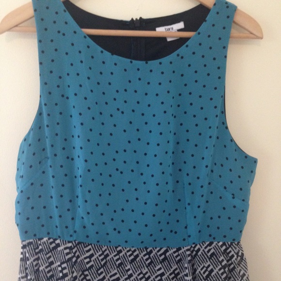 Fun flirty turquoise, blue, and white dress - Picture 2 of 3