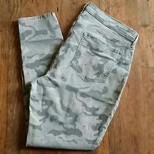 Camouflage Skinny Jeans