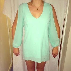Mint dress open sleeve dress