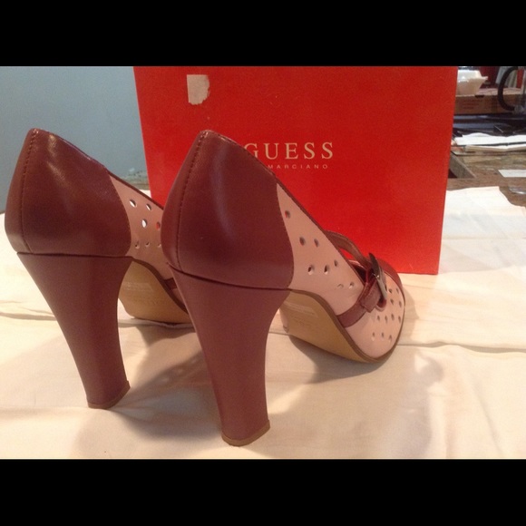 GUESS PINK AND ROSES - Picture 3 of 4