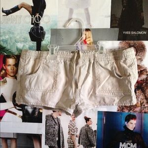 Hollister short shorts, khaki