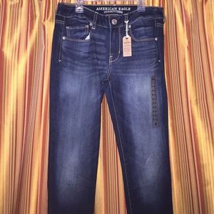 Am. Eagle Dark Wash Jeans