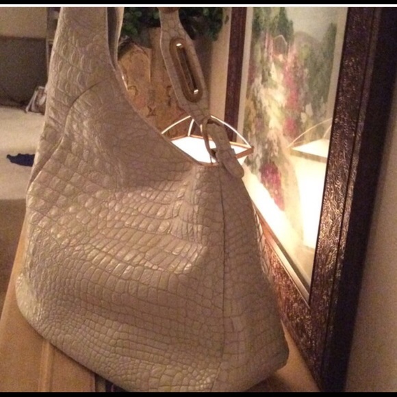 AUTHENTIC JIMMY CHOO LARGE HOBO - Picture 2 of 4