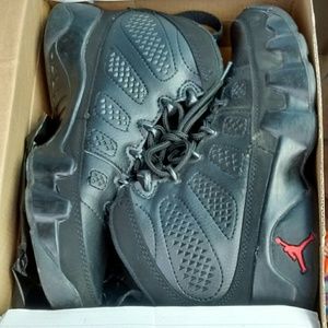 Air Jordan's retro 9