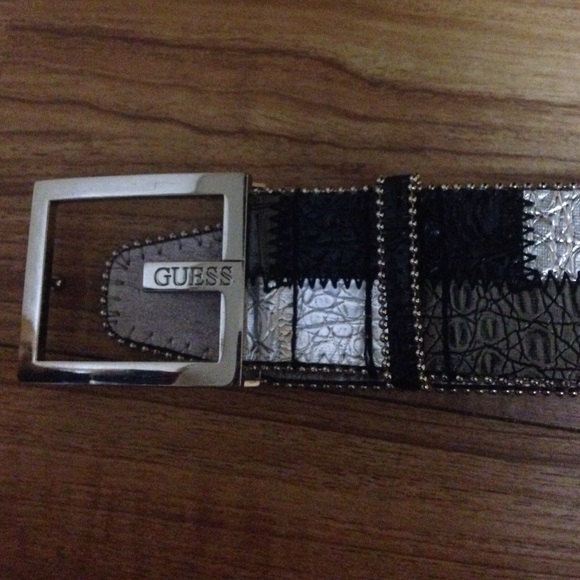Guess belt