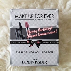 Make Up For Ever Set