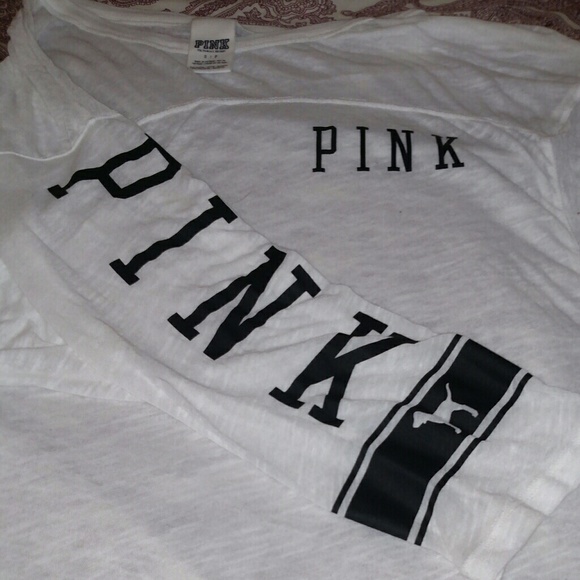✴sold✴ PINK t shirt