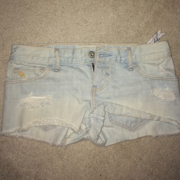 polka dot Abercrombie kids shorts