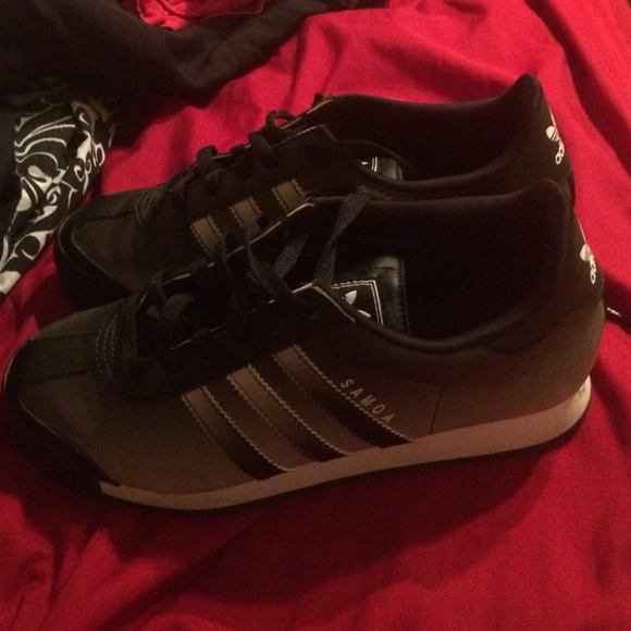Samoa Adidas - Picture 4 of 4