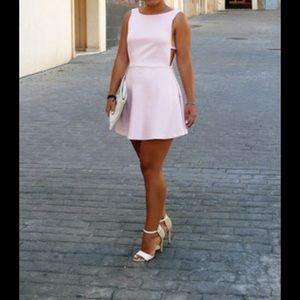 🌂Pink Backless Skater Dress👛 NWOT