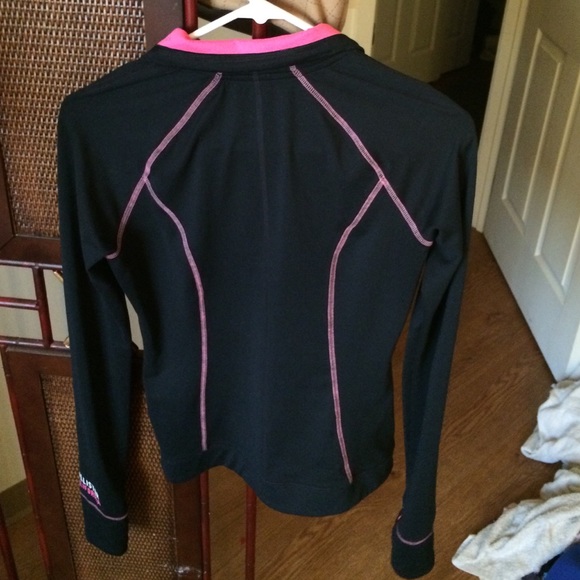 HOLLISTER running jacket !!🏃🏼🏁 - Picture 4 of 4