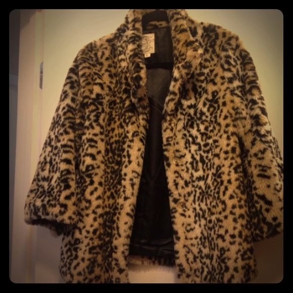 Animal print faux fur jacket