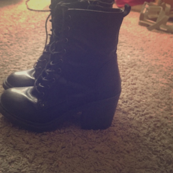 Heel Combat Boots