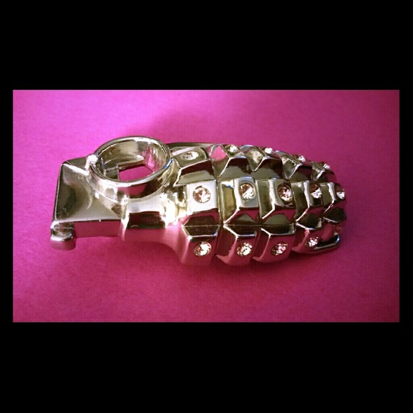 Hottopic Bomb Buckle