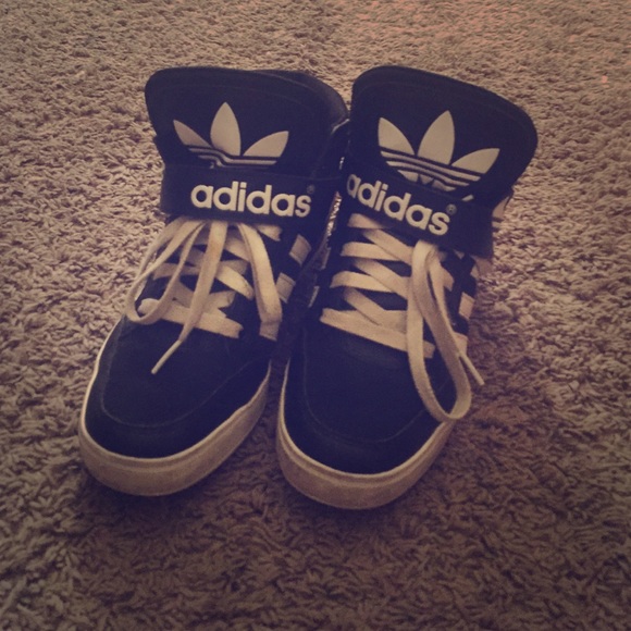 Original Adidas Sneakers