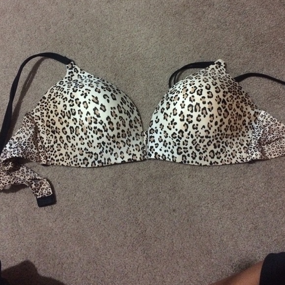 Vs tee shirt bra